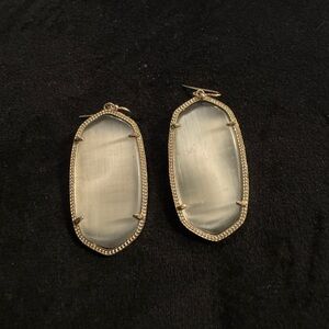 Kendra Scott Danielle grey